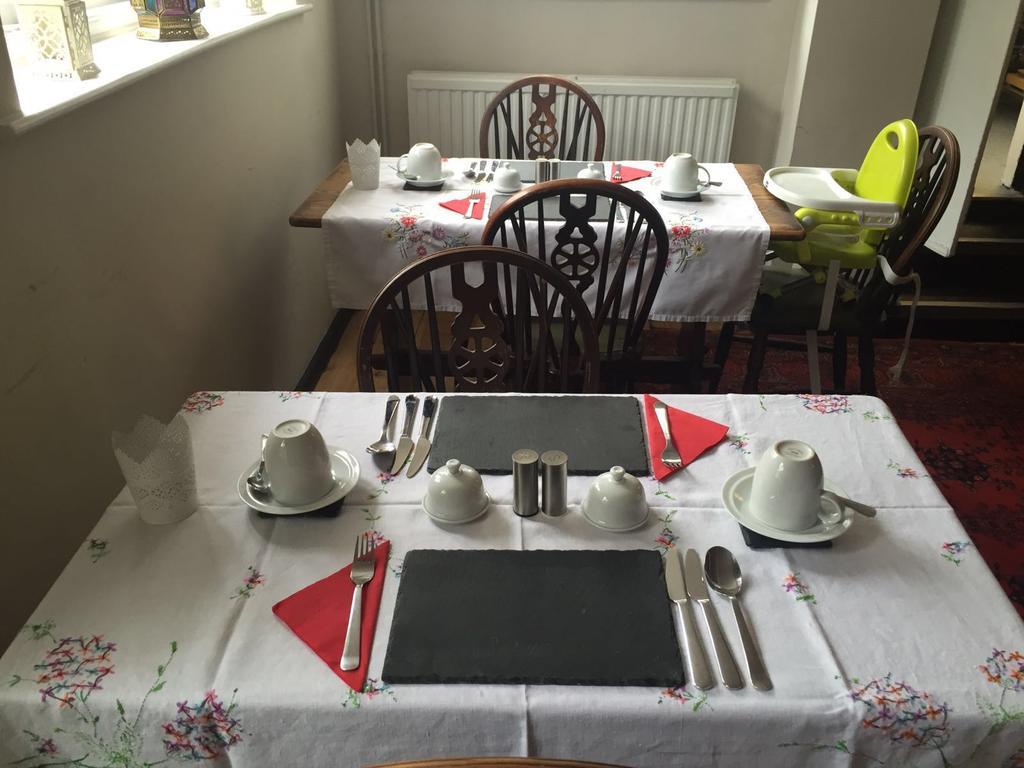 Red Lion Inn Sidbury Eksteriør bilde