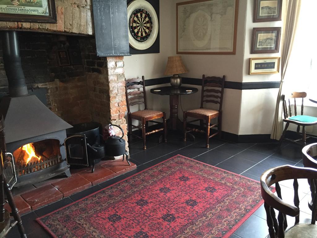 Red Lion Inn Sidbury Eksteriør bilde