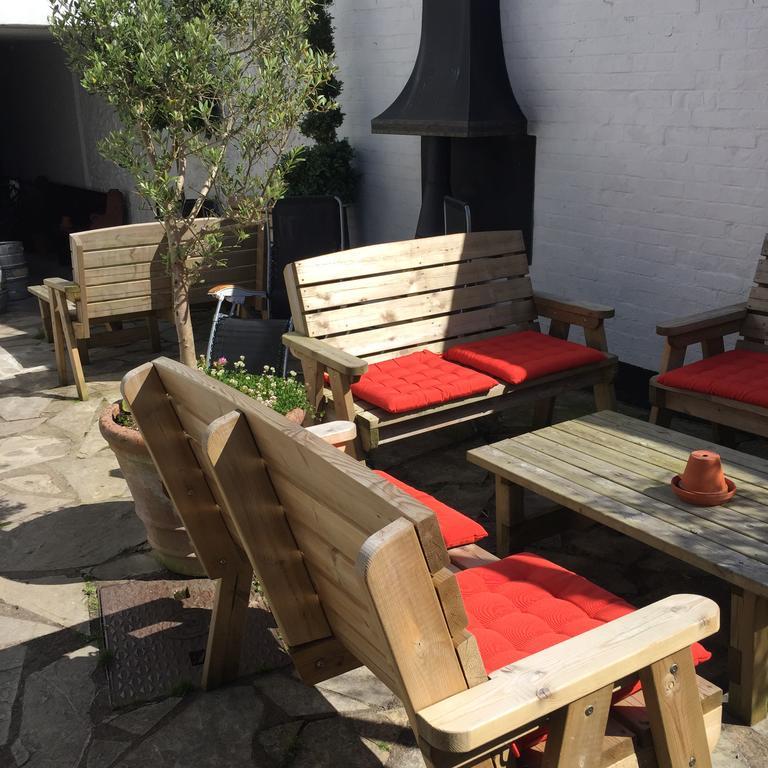 Red Lion Inn Sidbury Eksteriør bilde